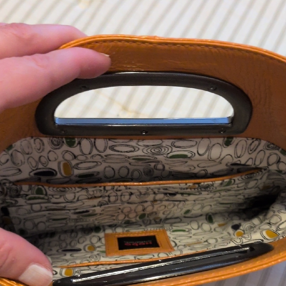 Elegant Orange Clutch Bag - Picture 4 of 4